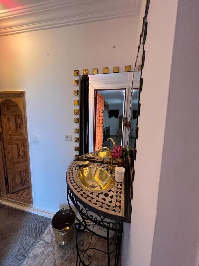 Riad Palmier Fleuri Marrakesh Eksteriør bilde